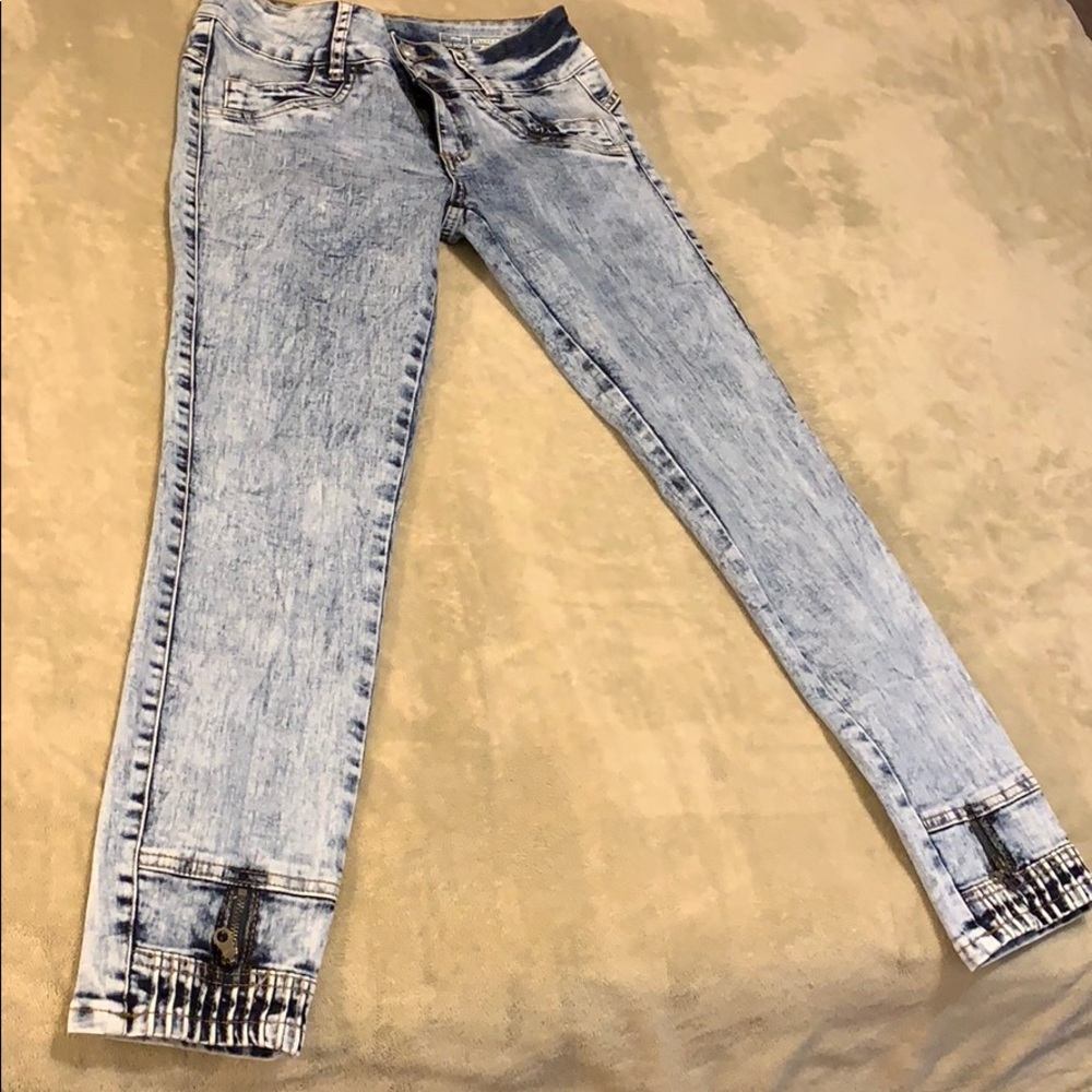 Stretchy Skinny jeans